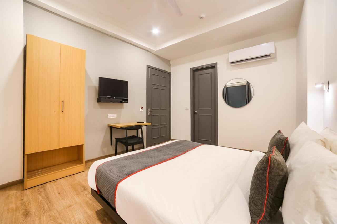 Hotel Admire Inn "Atta Market, Noida Sector 18" 외부 사진