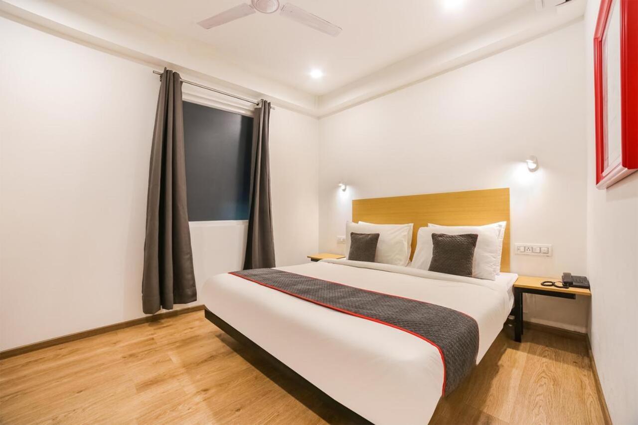 Hotel Admire Inn "Atta Market, Noida Sector 18" 외부 사진