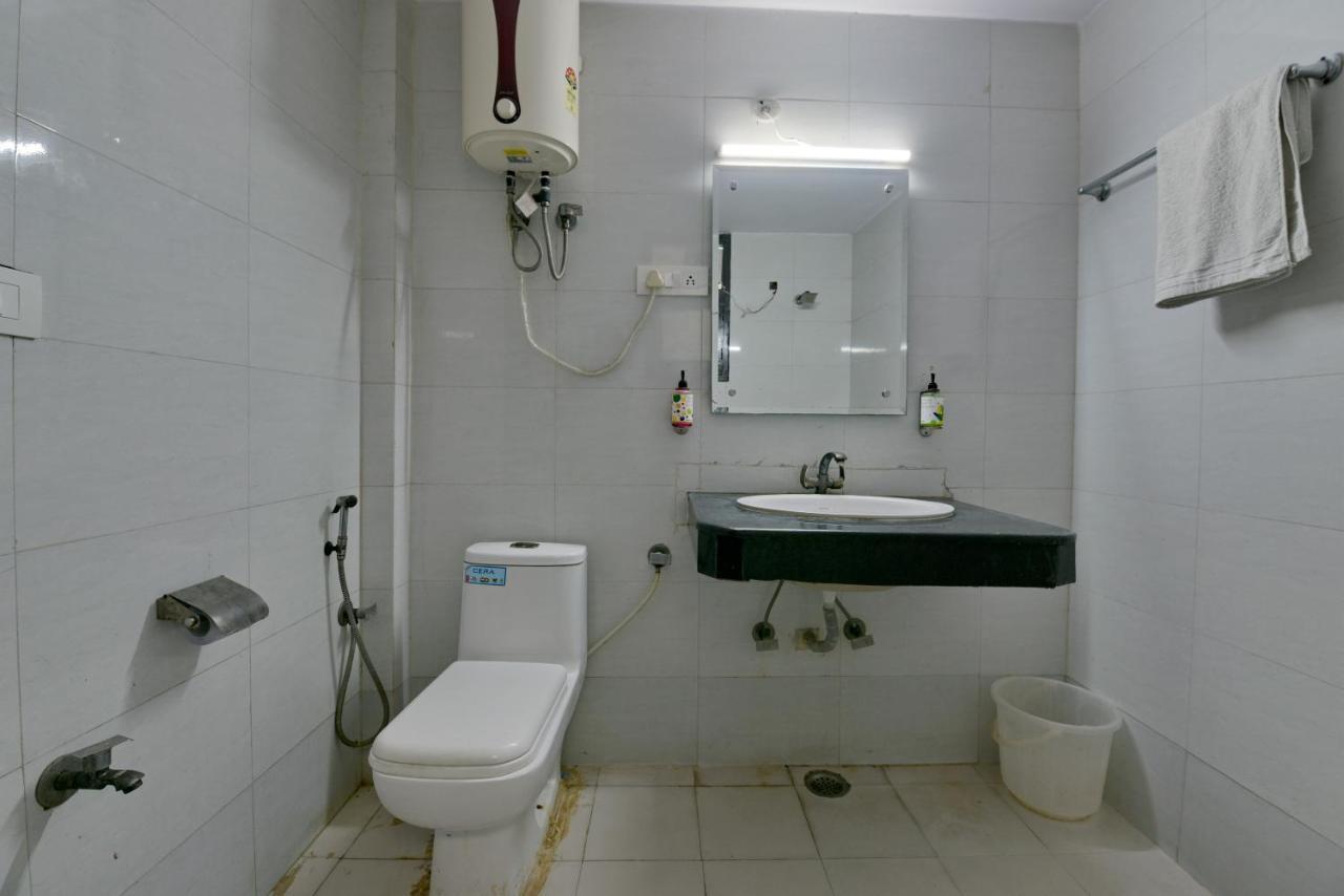 Hotel Admire Inn "Atta Market, Noida Sector 18" 외부 사진