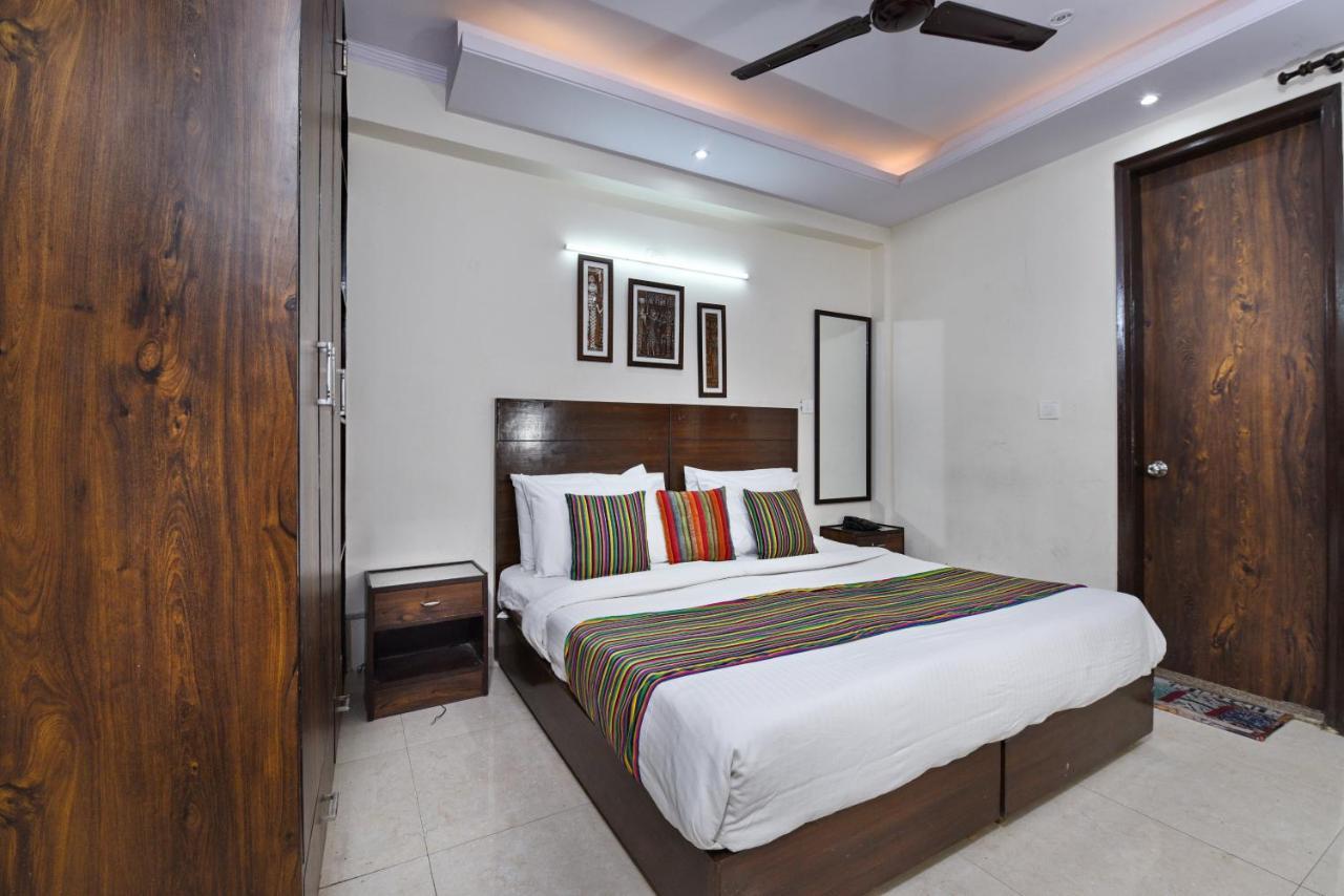 Hotel Admire Inn "Atta Market, Noida Sector 18" 외부 사진